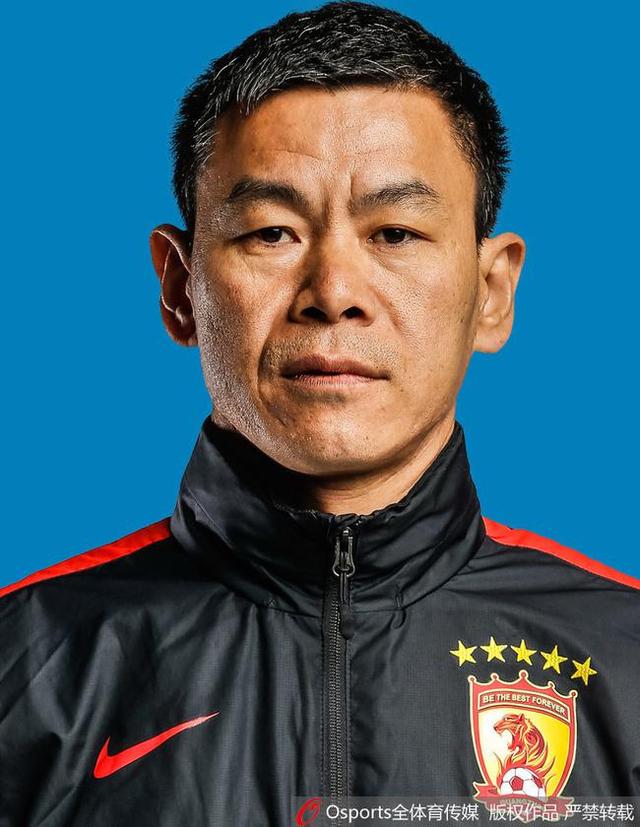 罗梅乌表示：“这是艰难的几周，但就像我们足球运动员以前已经经历过的那样，我们会尽力做到最好。